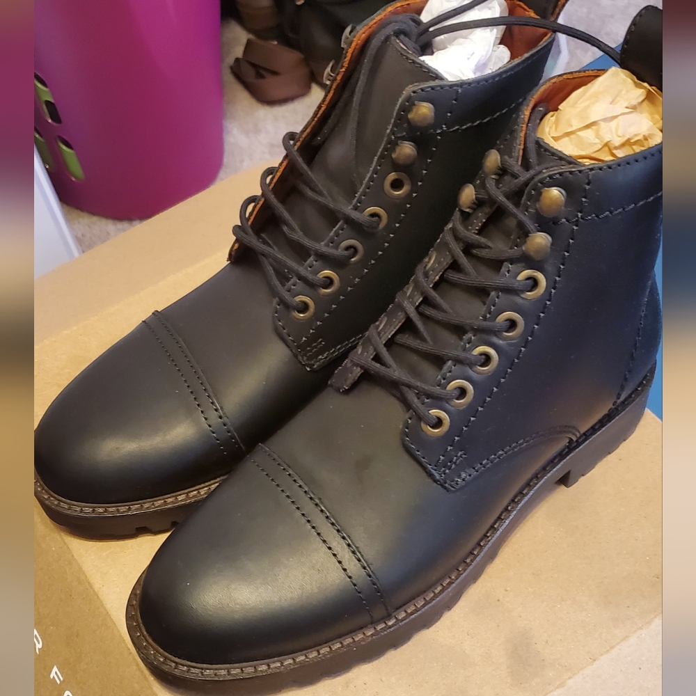 NWT Portland Leather Goods - The Breaker Boot - Picture 2 of 6